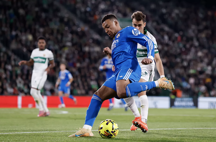 Jude Bellingham giúp Real Madrid đòi ngôi đầu La Liga - Ảnh 2.