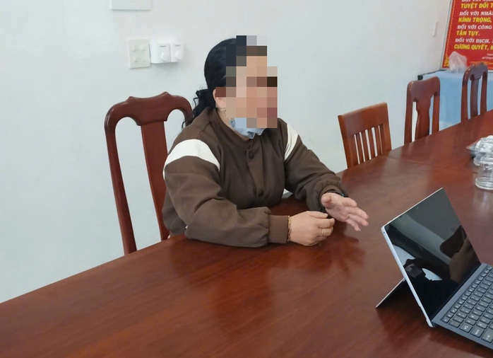 Công an xử lý người phụ nữ phao tin sập nhà lầu gây hoang mang dư luận - Ảnh 1.