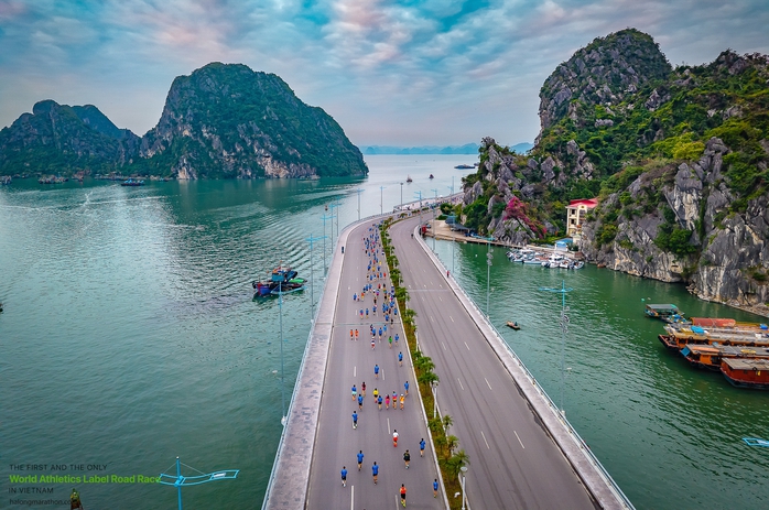 "Mưa" kỷ lục tại Giải Marathon Quốc tế Di Sản Hạ Long 2025 - Ảnh 9.