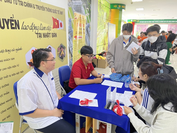 Gỡ điểm nghẽn xuất khẩu lao động - Ảnh 1.