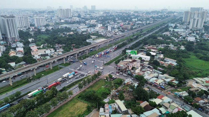 Vành đai 2 quyết không lỡ hẹn - Ảnh 1.