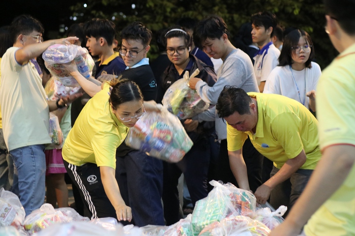 - Ảnh 3. - Ảnh 3.