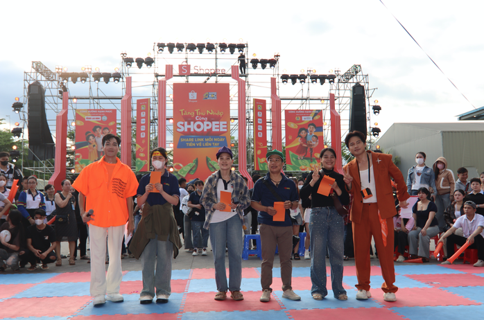 Sân chơi "Công xưởng hạnh phúc" đến với Công ty Ampacs International - Ảnh 11.