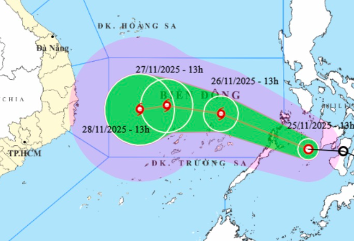 Áp thấp nhiệt đới mạnh thành bão số 15: Gió giật cấp 12 và diễn biến nguy hiểm - Ảnh 1.