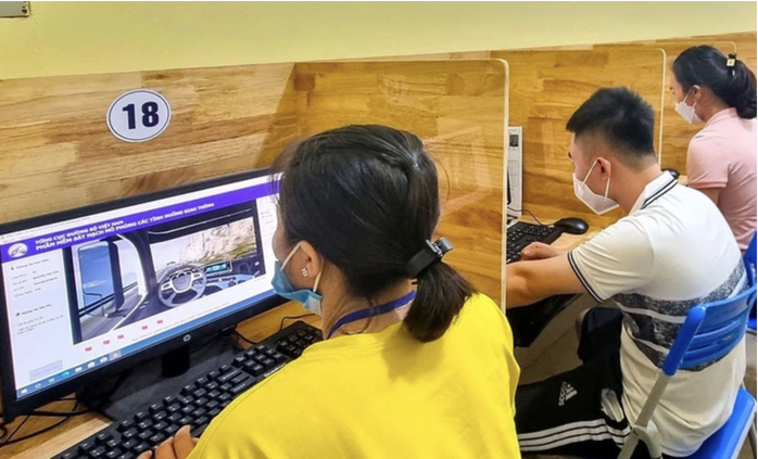 Bộ Công an đề xuất bỏ bài thi mô phỏng trong sát hạch giấy phép lái xe - Ảnh 1.