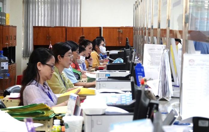 Gỡ vướng tuyển dụng khu vực công - Ảnh 1.