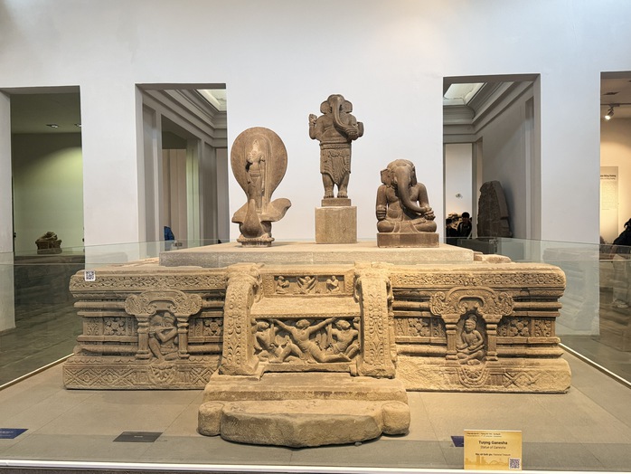 6 bảo vật quốc gia từ Mỹ Sơn đang được trưng bày ở Đà Nẵng - Ảnh 2.
