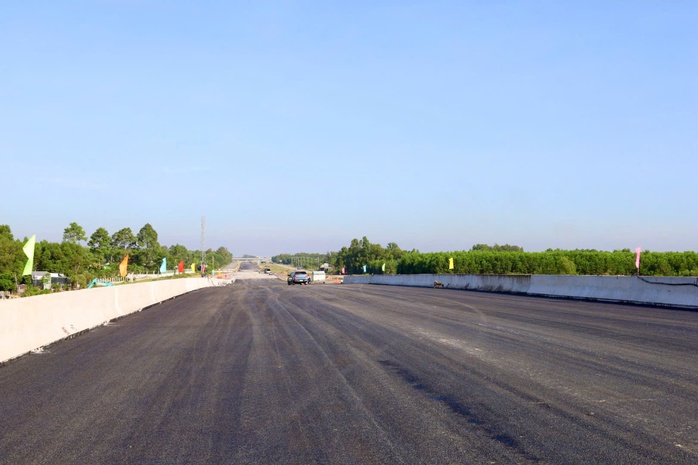 Những cây số Vành đai 3 đầu tiên sắp thông xe đạt tiến độ ra sao? - Ảnh 8.