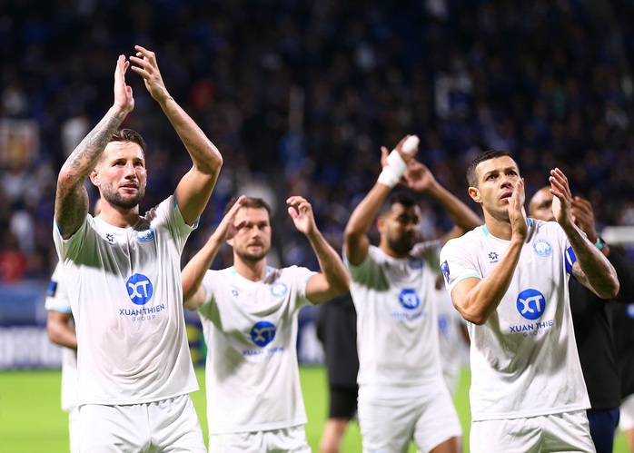 HLV Mauro Jeronimo: CLB Nam Định muốn thắng đội bóng của Thái Lan - Ảnh 1.