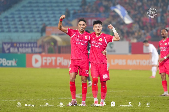 Trung vệ Việt kiều Adou Minh háo hức chờ tiếp đón CLB Beijing Guoan - Ảnh 2.