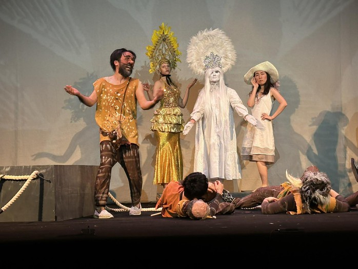 Vở kịch "Hoà bình" của Nhà hát Uzume - Nhật Bản đối thoại với thử nghiệm - Ảnh 3.