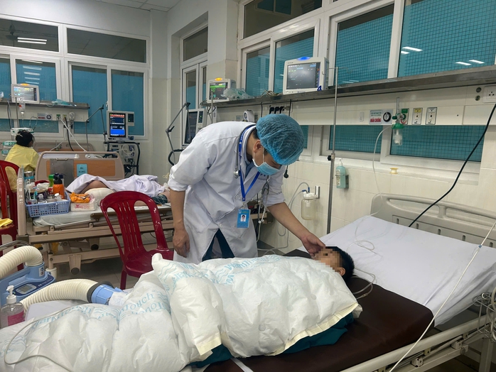 Nguyên nhân cha ôm con nhảy cầu ở Quảng Ngãi gây rúng động dư luận - Ảnh 1.