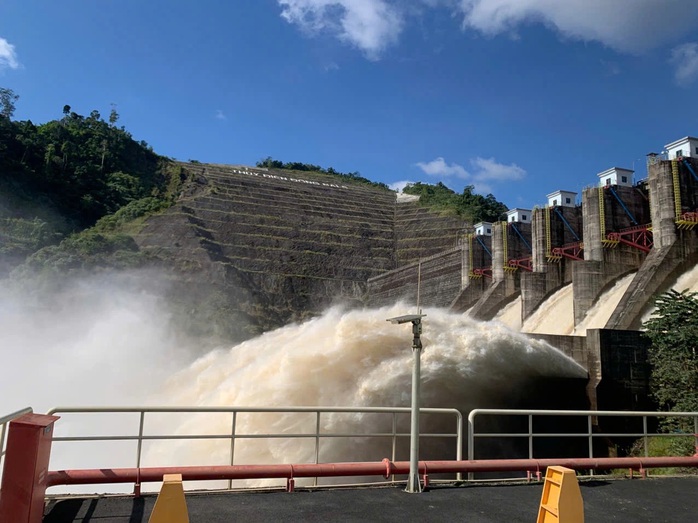 Xả lũ Thủy điện Đồng Nai 5 gây ngập lụt , xã Đắc Lua không nhận thông báo - Ảnh 4. Xả lũ Thủy điện Đồng Nai 5 gây ngập lụt , xã Đắc Lua không nhận thông báo - Ảnh 4.