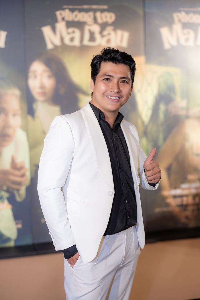 Lý Hùng điển trai bên mỹ nhân Quỳnh Lam và NSƯT Kim Tuyến - Ảnh 13.