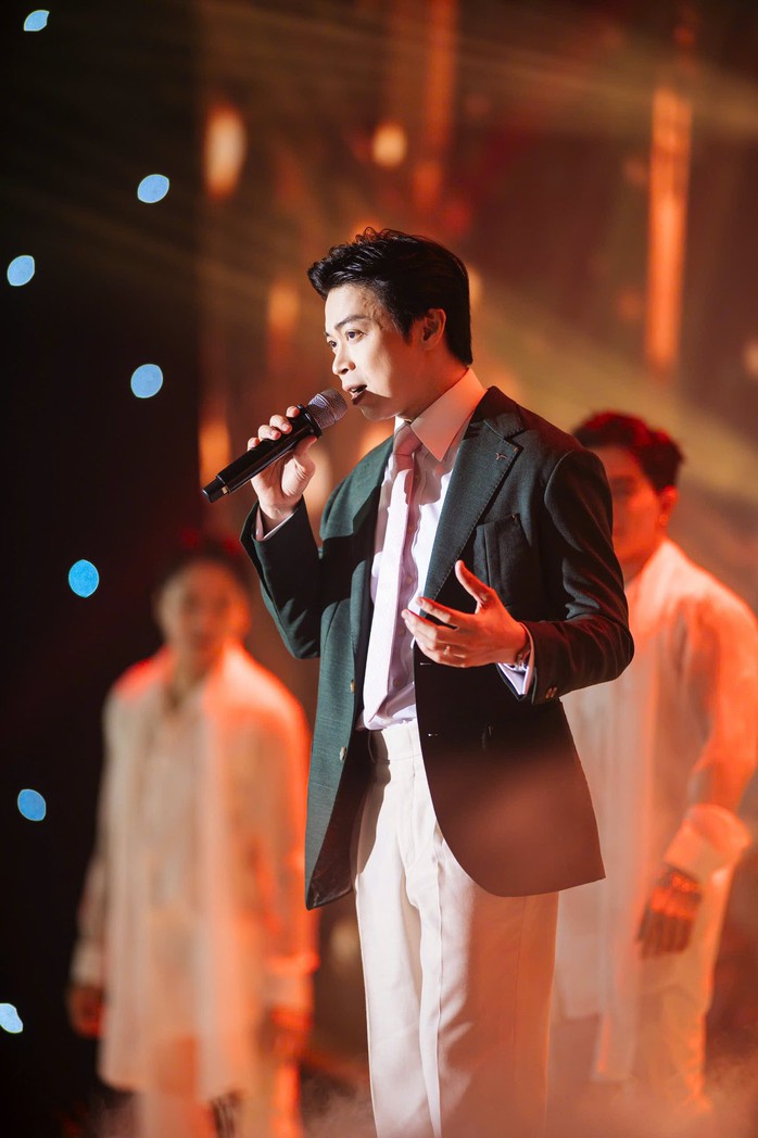 Lân Nhã hủy liveshow vì không bán được vé - Ảnh 2.