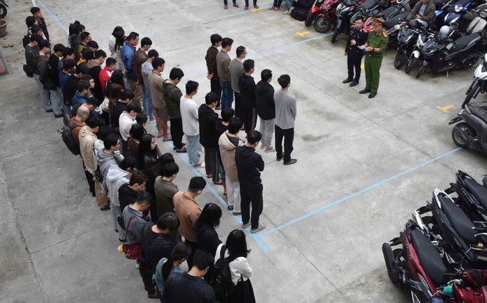 Triệt phá công ty công nghệ làm việc cho trùm cờ bạc Campuchia tại Đà Nẵng - Ảnh 3. Triệt phá công ty công nghệ làm việc cho trùm cờ bạc Campuchia tại Đà Nẵng - Ảnh 3.