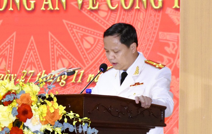 Công an Thanh Hóa công bố quyết định của Bộ trưởng Bộ Công an về công tác cán bộ - Ảnh 2.
