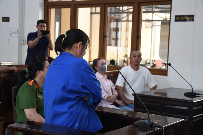 Nguyễn Thị Hồng Bích bị đề nghị tử hình sau khi đầu độc 4 người thân ở Đồng Nai - Ảnh 2.