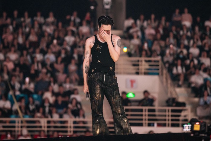 SOOBIN gặp biến và từ khi nào "nghệ sĩ đánh mất cá tính" đến thế? - Ảnh 2.