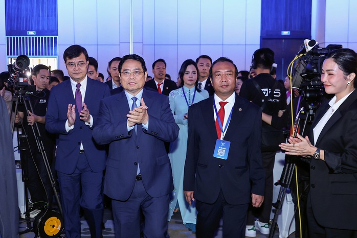 - Ảnh 1. - Ảnh 1.