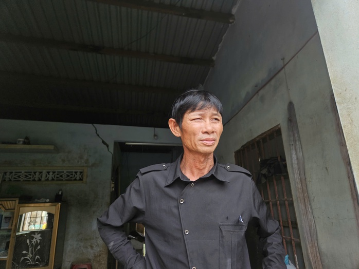 Công an xác minh thông tin axit trôi trong lũ làm mờ mắt Người dân Đắk Lắk - Ảnh 2. Công an xác minh thông tin axit trôi trong lũ làm mờ mắt Người dân Đắk Lắk - Ảnh 2.