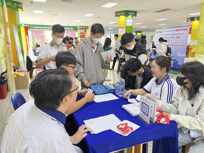 Sang Hàn Quốc làm nông, lao động Việt thu nhập khoảng 40 triệu đồng/tháng - Ảnh 1.