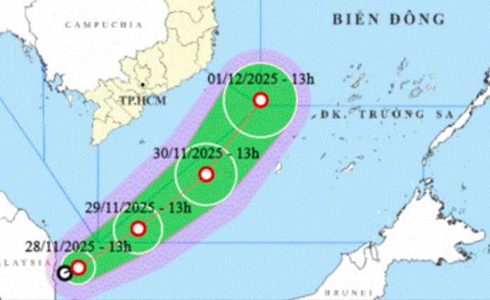 Áp thấp nhiệt đới hiếm gặp sắp vào biển Đông gây ảnh hưởng lớn - Ảnh 1.