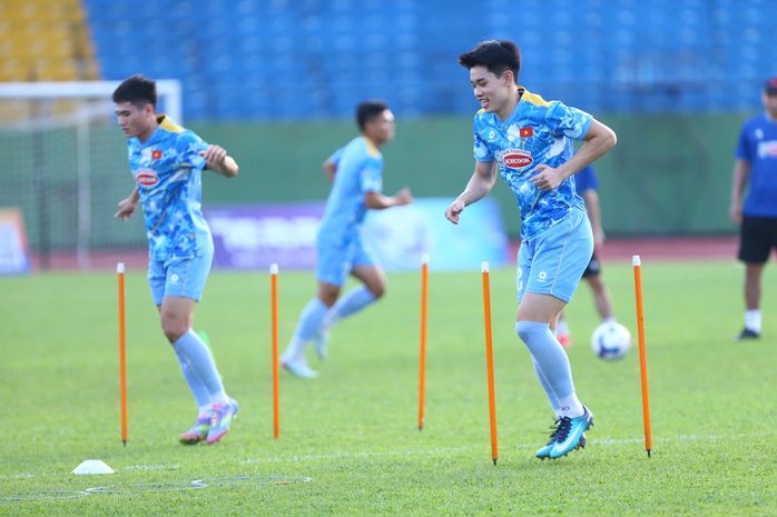 Đình Bắc - "Ngòi nổ" hứa hẹn tại SEA Games 33 - Ảnh 1.