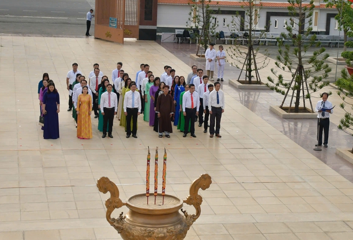 Chuỗi hoạt động ý nghĩa của đoàn đại biểu MTTQ Việt Nam tại Bà Rịa - Vũng Tàu - Ảnh 1.