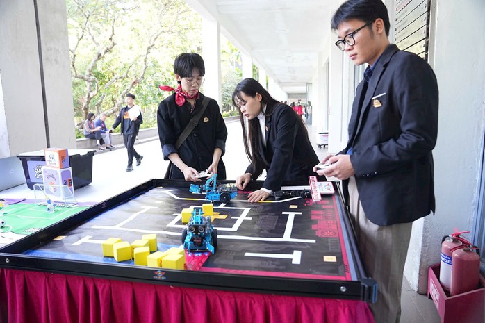 Khởi động cuộc thi Vô địch quốc gia STEM, AI và Robotics cho học sinh - Ảnh 1.