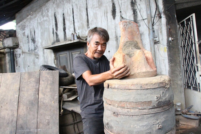 Trăm năm “giữ lửa” nghề đúc đồng - Ảnh 2.