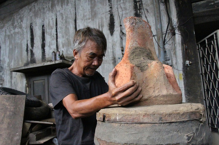 Trăm năm “giữ lửa” nghề đúc đồng - Ảnh 3.