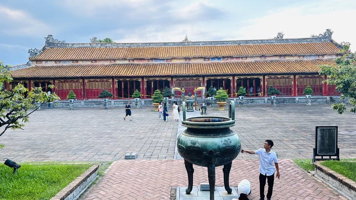 Tránh những tổn thất cho di vật, cổ vật sau mưa lũ - Ảnh 1.