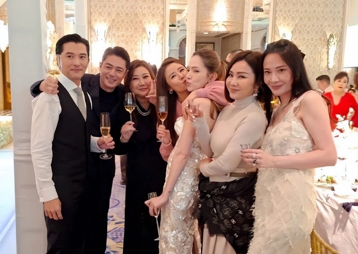 Mỹ nhân "Thơ ngây" cưới sau gần 4 tháng sinh con - Ảnh 5.