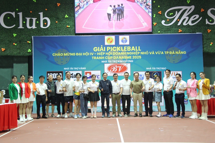 350 VĐV Pickleball cùng hướng về đồng bào vùng rốn lũ - Ảnh 1.