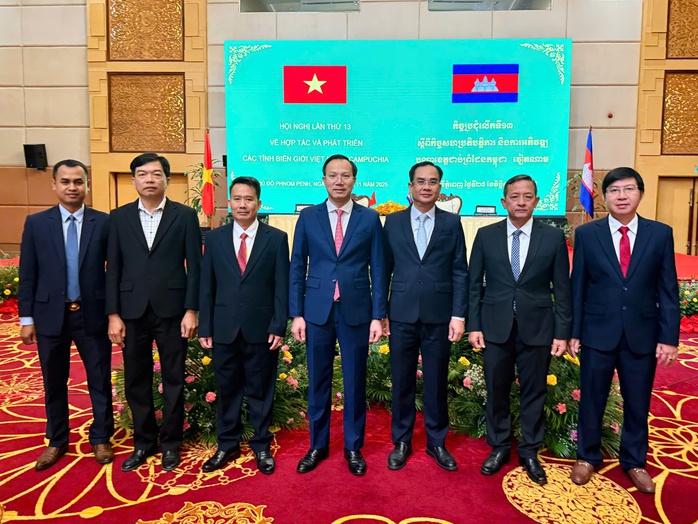 Tây Ninh cam kết tiếp tục hợp tác sâu rộng, thực chất và hiệu quả với các tỉnh Campuchia - Ảnh 3.
