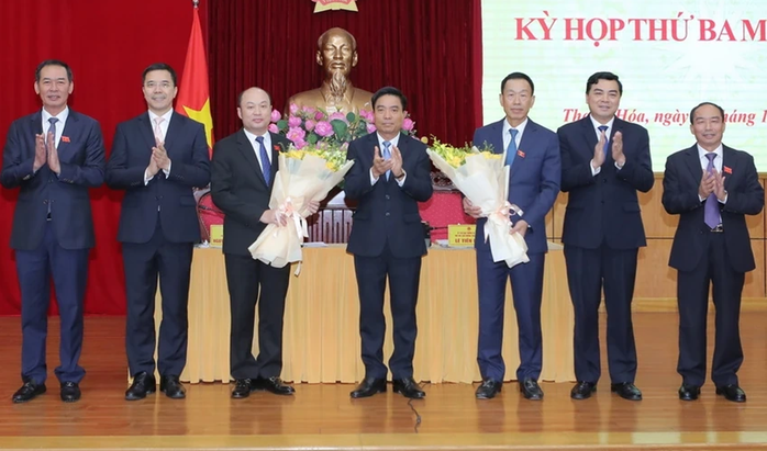 Thanh Hóa bầu bổ sung 2 Phó Chủ tịch UBND tỉnh - Ảnh 1.