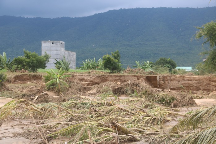 Họa khôn lường từ "bom nước" - Ảnh 2.