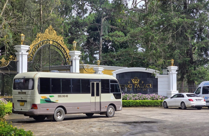 Dinh I Bảo Đại đìu hiu sau 1,5 năm thu hồi, chờ đấu giá - Ảnh 2.