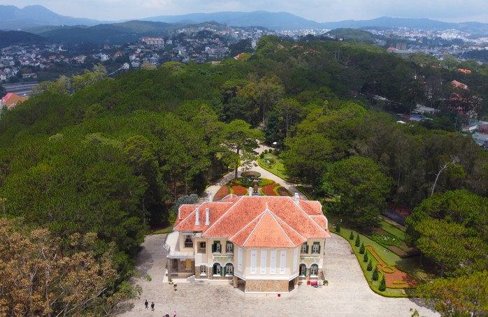 Dinh I Bảo Đại đìu hiu sau 1,5 năm thu hồi, chờ đấu giá - Ảnh 1.