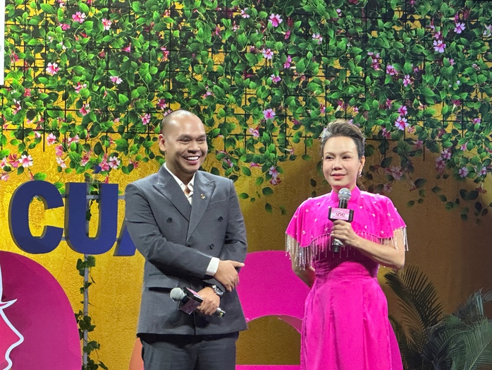 Võ Hạ Trâm nức nở vì "Điều ước của mẹ" - Ảnh 1.