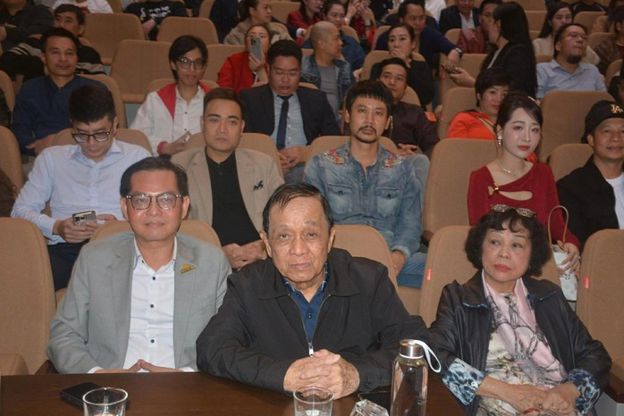 Tuyết Thu, Ốc Thanh Vân, Bình Tinh đoạt HCV tại Liên hoan sân khấu thử nghiệm 2025 - Ảnh 5.