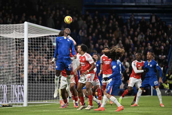 Rực lửa derby, Chelsea cầm hòa nghẹt thở Arsenal - Ảnh 4.