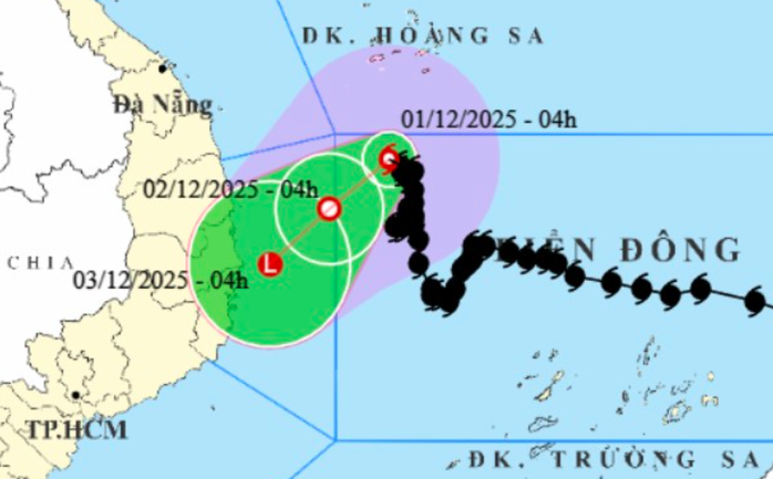 Bão số 15 giật cấp 10, bao giờ suy yếu? - Ảnh 1.