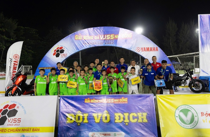 Đội bóng TH Nguyễn Văn Luông "thống trị" Champions A tại Yamaha Cup 2025 - Ảnh 4.