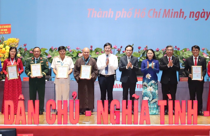 - Ảnh 6. - Ảnh 6.