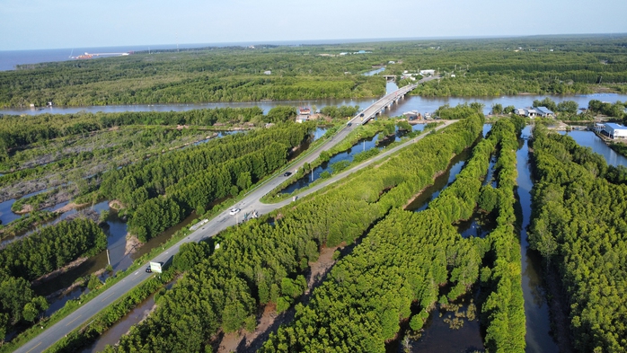Cú hích từ ngày hội cua - Ảnh 1.