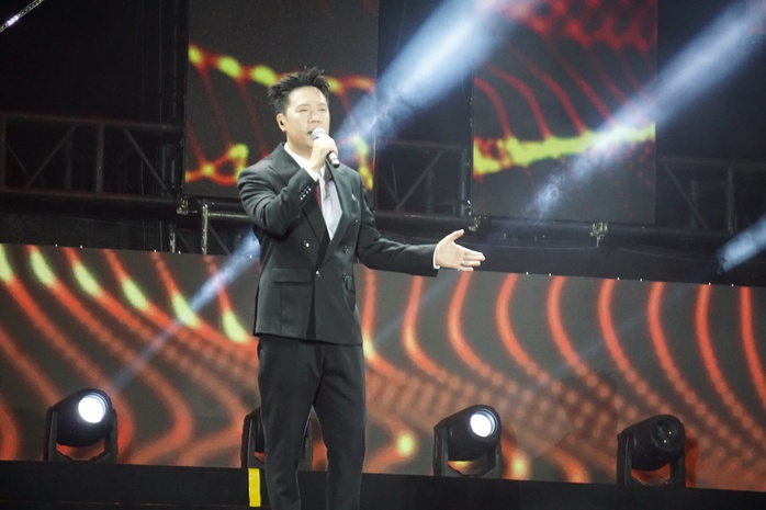 Cẩm Vân, Đàm Vĩnh Hưng, MTV hạnh phúc khi "Nghĩa tình phương Nam 2025" thu về hơn 25 tỷ đồng - Ảnh 5.