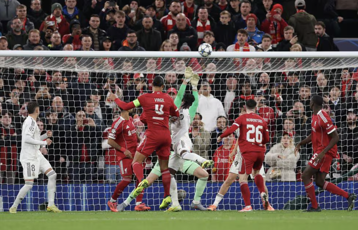 Mac Allister bắn hạ Real Madrid, Liverpool bùng nổ ở Anfield - Ảnh 3.