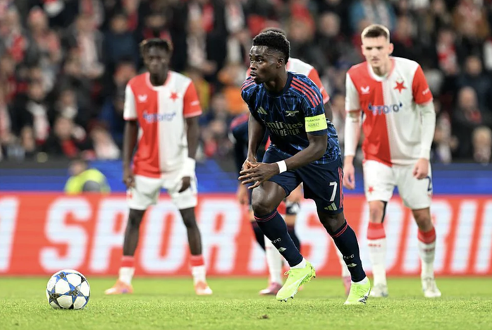 Champions League: Đại thắng Slavia Prague 3-0, Arsenal áp sát ngôi đầu! - Ảnh 2.